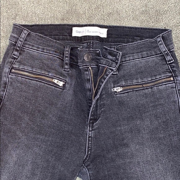 Jeans - Picture 3 of 3